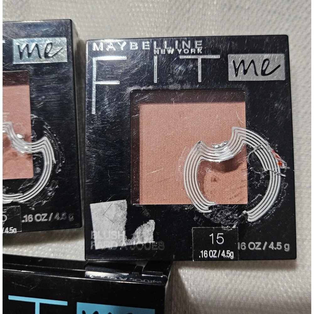 Maybelline Fit Me Blush 15 Nude 2PK, Kiss Edge Fixer Max Hold Sweet Peach Bundle